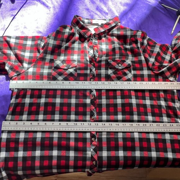 📌Eden & Olivia Red -Black -White Plaid Soft Button Down Shirt w/ Roll Up Sleeve - Picture 11 of 15